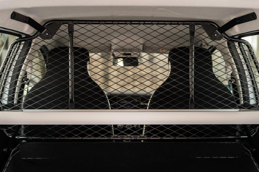 Багажник Renault Zoe Van 2020 года  (фото 26 из 26)